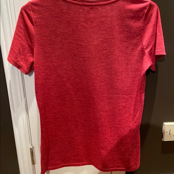 Tshirt dry fit, nike, size : medium - Picture 2 of 4